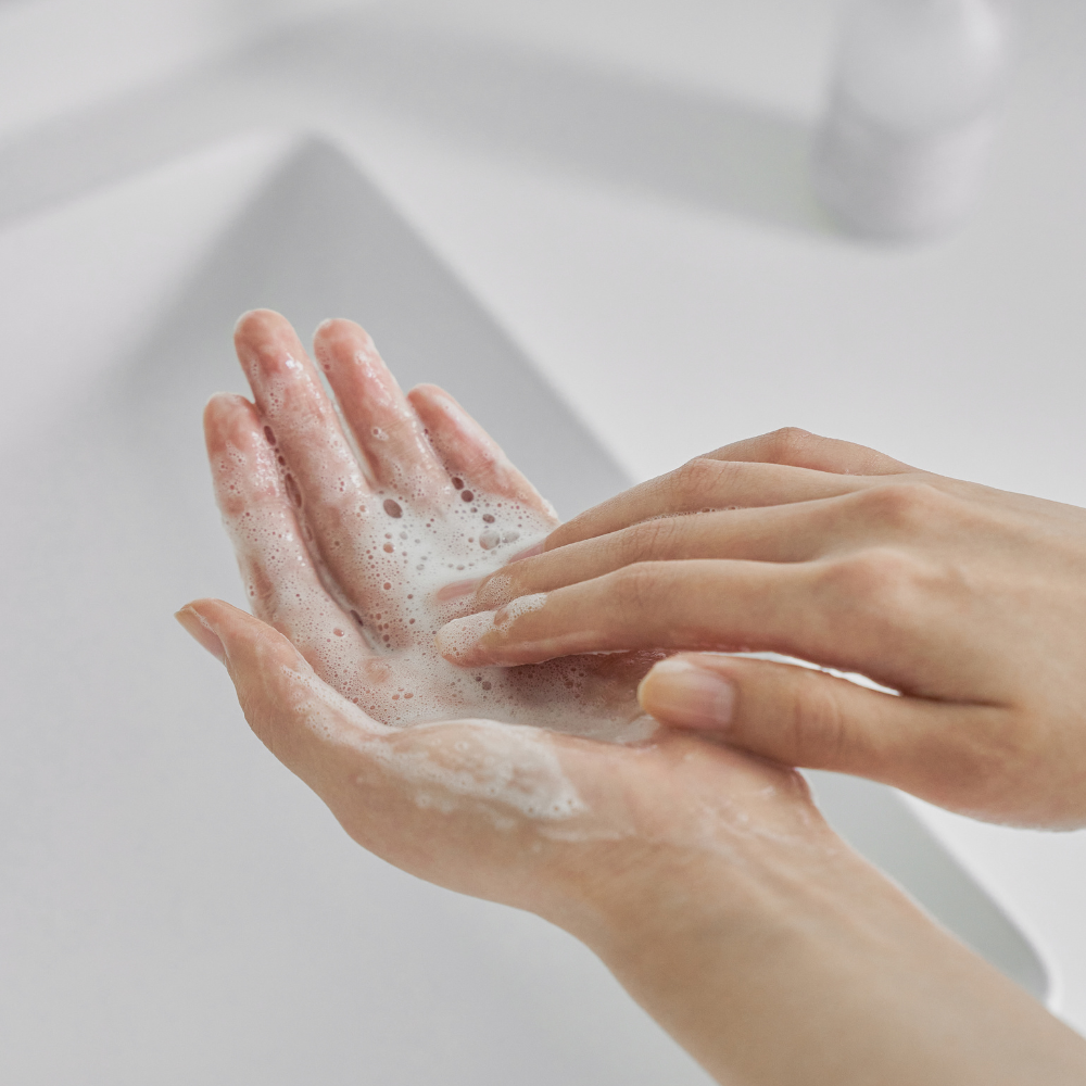 Dual Barrier Mild Gel Cleanser (200ml)